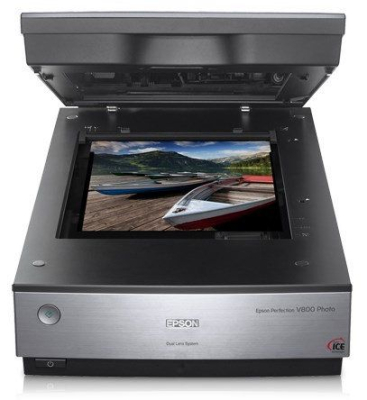 B11B223201 Escáner Epson Perfection V800 Fotográfico 12.3msec/línea 4800x9600dpi USB 2.0 Cama Plana Negro