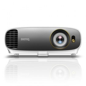 Proyector BenQ W1700M 2,000 Lúmenes 9H.JLC77.13L 3840 x 2160 DLP 4K HDMI USB 3.5mm